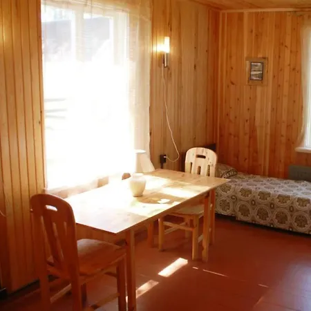 Suvemaja بيت للعطل Katase